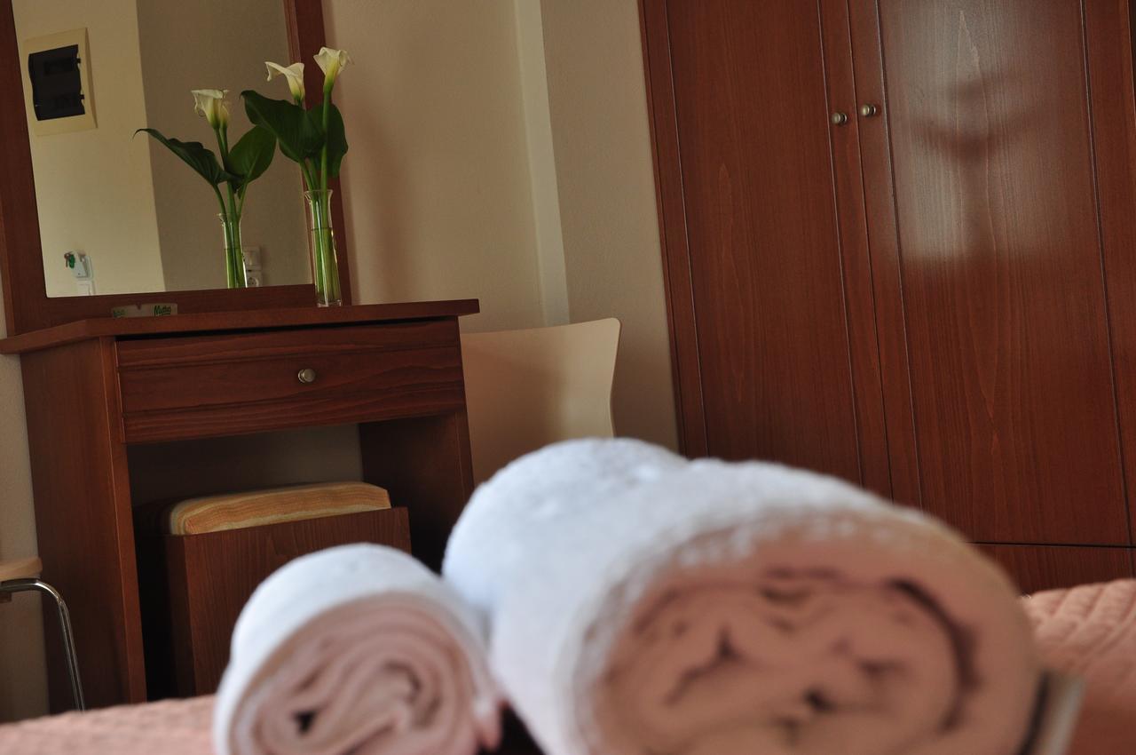 Ostria Hotel Palekastro Extérieur photo